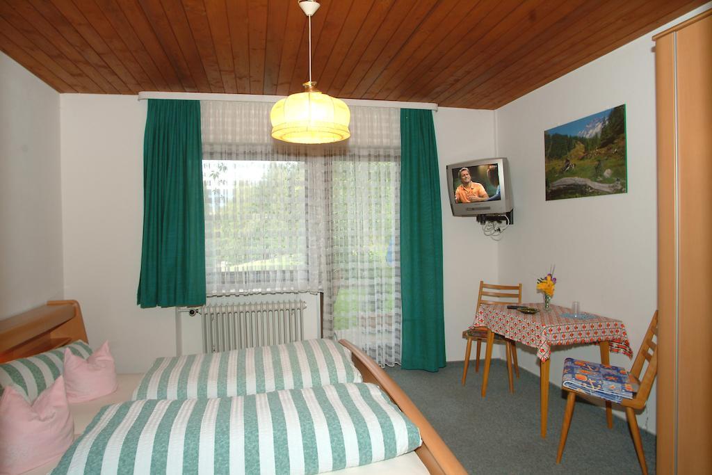 بودنمايس Gasthaus Pension Sternknockel الغرفة الصورة