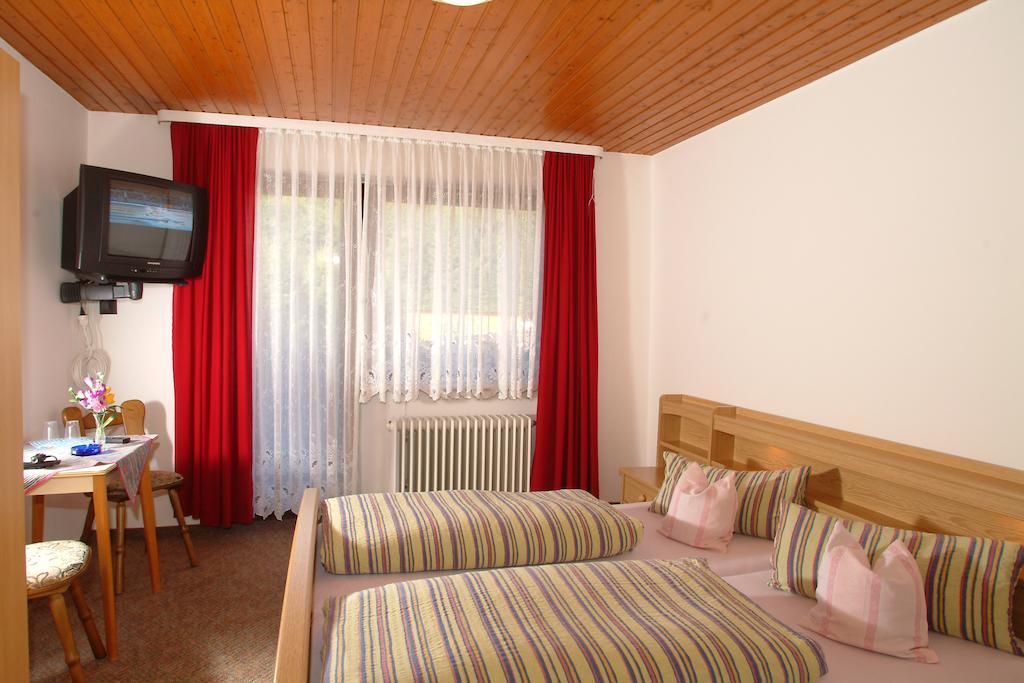 بودنمايس Gasthaus Pension Sternknockel الغرفة الصورة